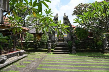 Bali, Endonezya - 11 Kasım 2022: Bali 'nin Turistik Çekim ve Yerleşkeleri