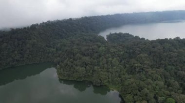 Bali, Endonezya - 11 Kasım 2022: Bali 'nin Turistik Çekim ve Yerleşkeleri