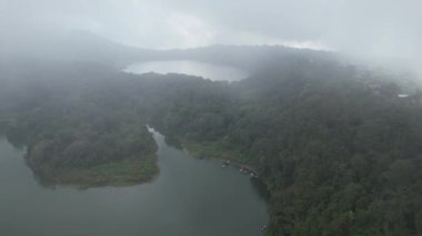 Bali, Endonezya - 11 Kasım 2022: Bali 'nin Turistik Çekim ve Yerleşkeleri