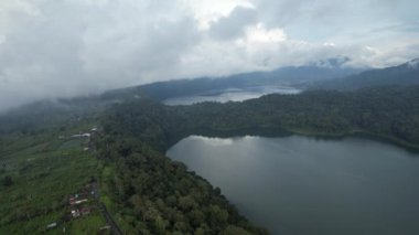 Bali, Endonezya - 11 Kasım 2022: Bali 'nin Turistik Çekim ve Yerleşkeleri