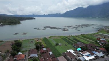 Bali, Endonezya - 11 Kasım 2022: Bali 'nin Turistik Çekim ve Yerleşkeleri