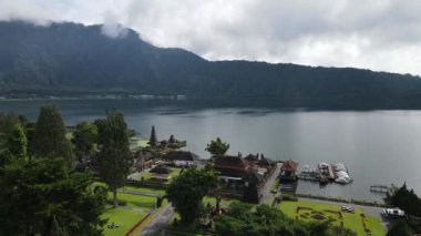 Bali, Endonezya - 11 Kasım 2022: Bali 'nin Turistik Çekim ve Yerleşkeleri