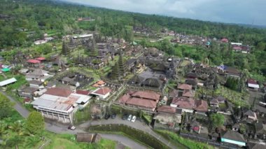 Bali, Endonezya - 11 Kasım 2022: Bali 'nin Turistik Çekim ve Yerleşkeleri