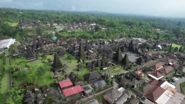 Bali, Endonezya - 11 Kasım 2022: Bali 'nin Turistik Çekim ve Yerleşkeleri