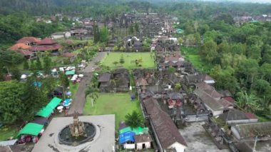 Bali, Endonezya - 11 Kasım 2022: Bali 'nin Turistik Çekim ve Yerleşkeleri