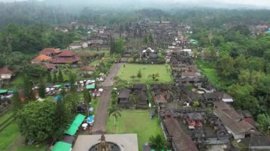 Bali, Endonezya - 11 Kasım 2022: Bali 'nin Turistik Çekim ve Yerleşkeleri