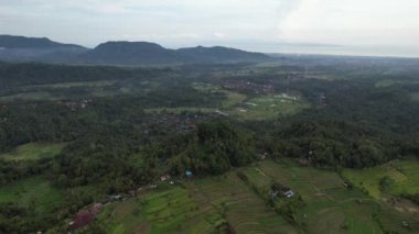 Bali, Endonezya - 11 Kasım 2022: Bali 'nin Turistik Çekim ve Yerleşkeleri