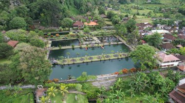 Bali, Endonezya - 11 Kasım 2022: Bali 'nin Turistik Çekim ve Yerleşkeleri