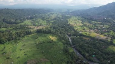 Bali, Endonezya - 11 Kasım 2022: Bali 'nin Turistik Çekim ve Yerleşkeleri