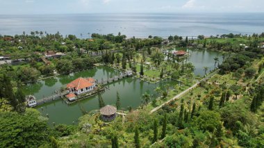 Bali, Endonezya - 11 Kasım 2022: Bali 'nin Turistik Çekim ve Yerleşkeleri