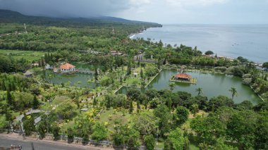 Bali, Endonezya - 11 Kasım 2022: Bali 'nin Turistik Çekim ve Yerleşkeleri