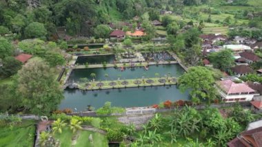 Bali, Endonezya - 11 Kasım 2022: Bali 'nin Turistik Çekim ve Yerleşkeleri