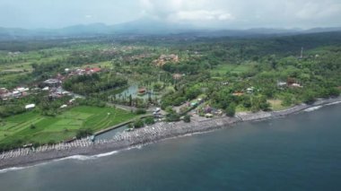 Bali, Endonezya - 11 Kasım 2022: Bali 'nin Turistik Çekim ve Yerleşkeleri