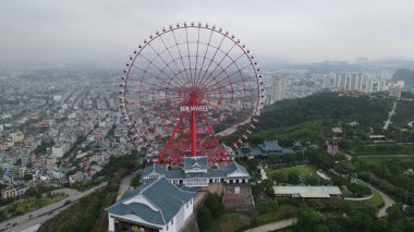 Ha Long Körfezi, Vietnam - 26 Kasım 2022: 