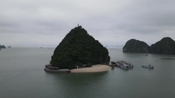 ハロン湾 ベトナム 2022年11月26日 ハロン湾の空中ビュー — ストック動画