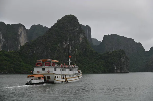 stock image Ha Long Bay, Vietnam - November 26, 2022: Aerial View of The Ha Long Bay