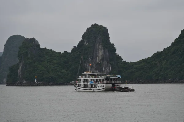 stock image Ha Long Bay, Vietnam - November 26, 2022: Aerial View of The Ha Long Bay