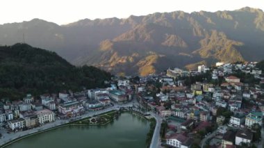 Sa Pa, Vietnam - 29 Kasım 2022: Sa Pa 'nın Tarihi Binalar ve Turist Çekim alanları