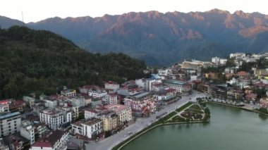 Sa Pa, Vietnam - 29 Kasım 2022: Sa Pa 'nın Tarihi Binalar ve Turist Çekim alanları