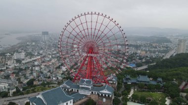 Ha Long Körfezi, Vietnam - 26 Kasım 2022: 