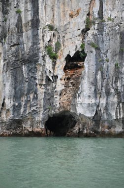 Ha Long Körfezi, Vietnam - 26 Kasım 2022: 