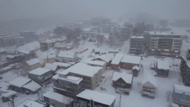 Niseko, Japonya - 15 Aralık 2022: Niseko Hokkaido Kış Sezonu