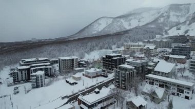 Niseko, Japonya - 15 Aralık 2022: Niseko Hokkaido Kış Sezonu