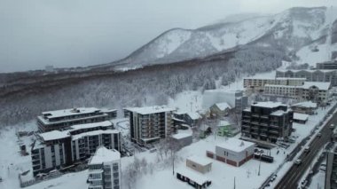 Niseko, Japonya - 15 Aralık 2022: Niseko Hokkaido Kış Sezonu
