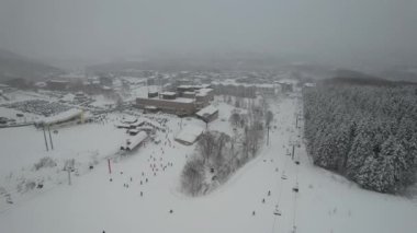 Niseko, Japonya - 15 Aralık 2022: Niseko Hokkaido Kış Sezonu