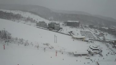 Niseko, Japonya - 15 Aralık 2022: Niseko Hokkaido Kış Sezonu