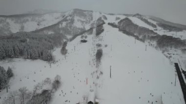 Niseko, Japonya - 15 Aralık 2022: Niseko Hokkaido Kış Sezonu