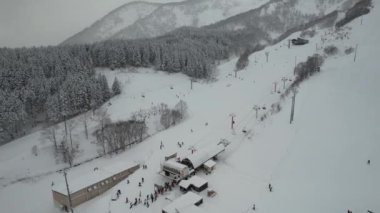 Niseko, Japonya - 15 Aralık 2022: Niseko Hokkaido Kış Sezonu