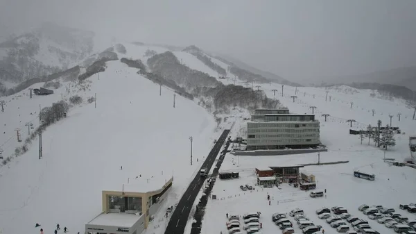 Niseko, Japonya - 15 Aralık 2022: Niseko Hokkaido Kış Sezonu