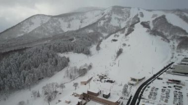 Niseko, Japonya - 15 Aralık 2022: Niseko Hokkaido Kış Sezonu