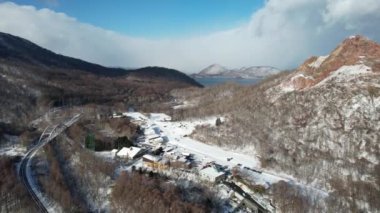 Hokkaido, Japonya - 15 Aralık 2022: Toya Gölü Kış Mevsimi