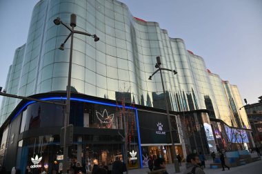 Pekin, Çin - 19 Aralık 2023: Kışın Pekin Sahnesi