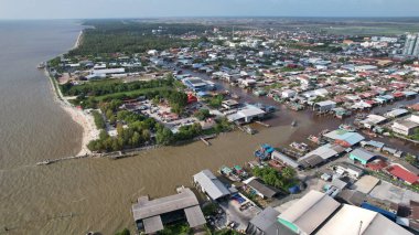 Sekinchan, Malezya 12 Şubat 2024: Sekinchan Köyü ve Pirinç Tarlalarının Havadan Görünümü