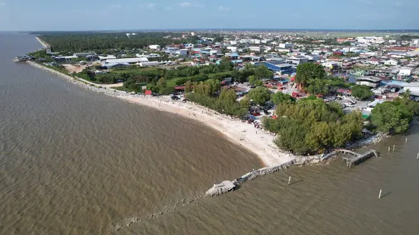 Sekinchan, Malezya 12 Şubat 2024: Sekinchan Köyü ve Pirinç Tarlalarının Havadan Görünümü