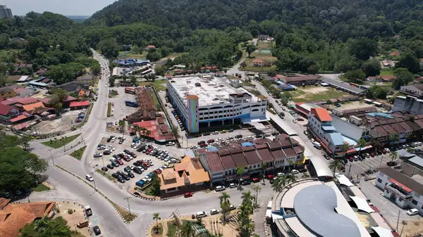 Lumsia, Malezya - 16 Şubat 2024: Lumut Rıhtımı ve Marina Adası Havadan Görünümü