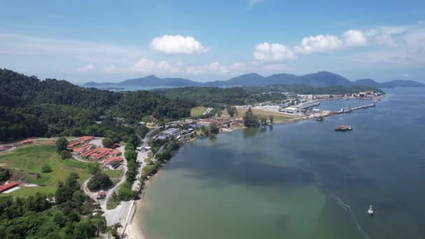 Лумут Малайзия Февраля 2024 Года Вид Воздуха Набережную Лумута Остров — стоковое видео
