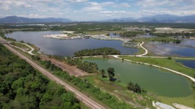 Kuching, Malezya - 9 Mayıs 2024: Galery, Emporium ve Saradise Ticaret Merkezlerinin Havadan Görünümü