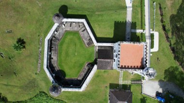 Kuching, Malezya - 9 Mayıs 2024: Galery, Emporium ve Saradise Ticaret Merkezlerinin Havadan Görünümü