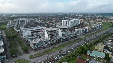 Kuching, Malezya - 9 Mayıs 2024: Galery, Emporium ve Saradise Ticaret Merkezlerinin Havadan Görünümü