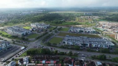 Kuching, Malezya - 9 Mayıs 2024: Galery, Emporium ve Saradise Ticaret Merkezlerinin Havadan Görünümü