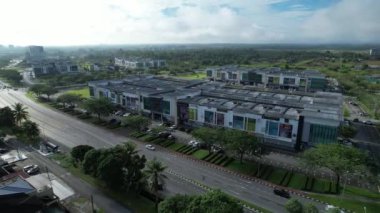 Kuching, Malezya - 9 Mayıs 2024: Galery, Emporium ve Saradise Ticaret Merkezlerinin Havadan Görünümü