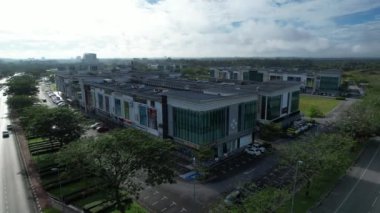 Kuching, Malezya - 9 Mayıs 2024: Galery, Emporium ve Saradise Ticaret Merkezlerinin Havadan Görünümü