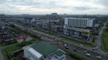 Kuching, Malezya - 9 Mayıs 2024: Galery, Emporium ve Saradise Ticaret Merkezlerinin Havadan Görünümü