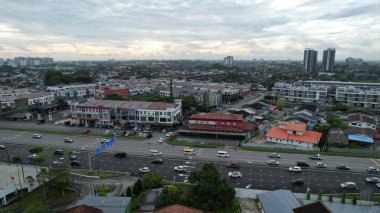 Kuching, Malezya - 9 Mayıs 2024: Galery, Emporium ve Saradise Ticaret Merkezlerinin Havadan Görünümü