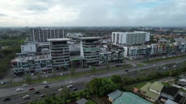 Kuching, Malezya - 9 Mayıs 2024: Galery, Emporium ve Saradise Ticaret Merkezlerinin Havadan Görünümü
