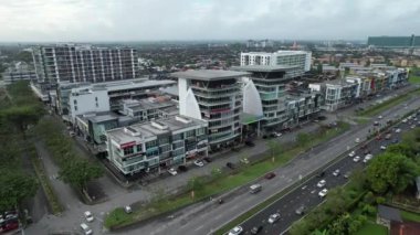Kuching, Malezya - 9 Mayıs 2024: Galery, Emporium ve Saradise Ticaret Merkezlerinin Havadan Görünümü